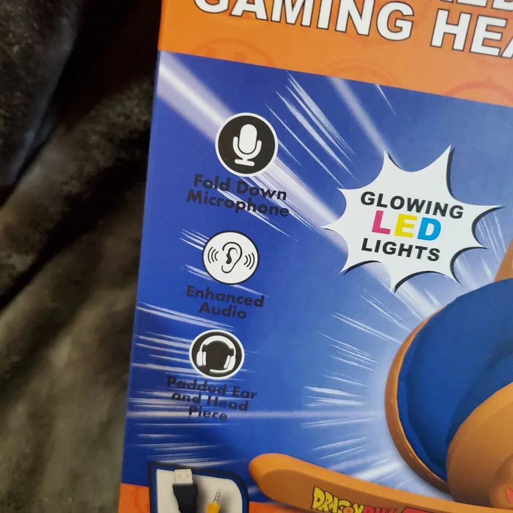 Dragon Ball Z Goku Wired Gaming Headset Headphones LED Light Soft Cushion